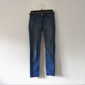 AMERICAN EAGLE SKINNY JEANS